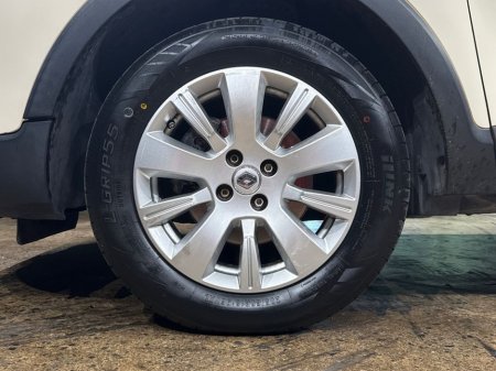 2017 Renault Captur 1.2 PETROL AUTO - CRUISE CONTROL - HEATING / AC CONTROLS - ALL ELECTRIC WINDOWS €14,450 thumbnail