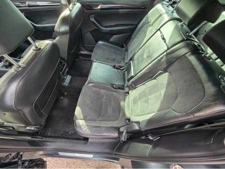 2018 Skoda Kodiaq STYLE 2.0 TDI 150HP 4X4 4 4DR HIGH SPEC. IMMACULATE CONDITION! €24,950 thumbnail