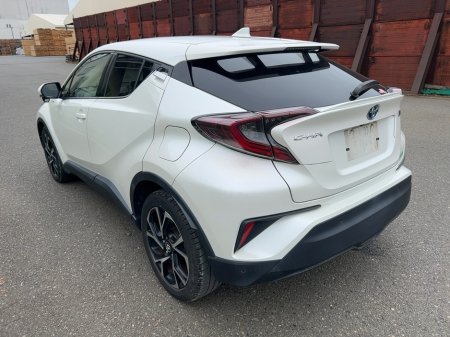 2017 Toyota C-HR LUNA SPORT PETROL/HYBRID 5DR AUTOMATIC €17,950