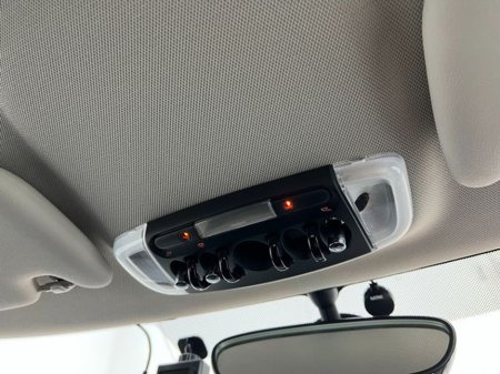 2016 MINI Cooper 1.2 Automatic, Reversing camera €13,895 thumbnail