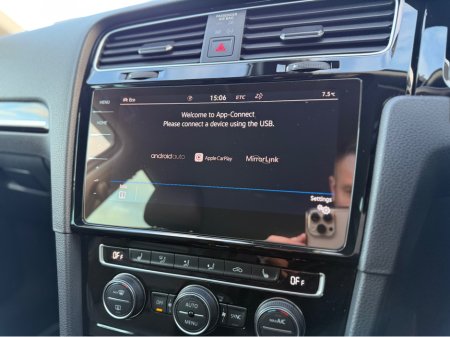 2019 Volkswagen Golf HIGHLINE PRO - 2.0L DIESEL - AUTO - 12M WARRANTY - CAR: 1600 €21,950 thumbnail