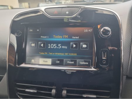 2014 Renault Clio - thumbnail 18