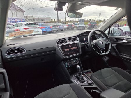 2020 Volkswagen Tiguan 2.0 D Auto HighLine 4WD €28,950 thumbnail