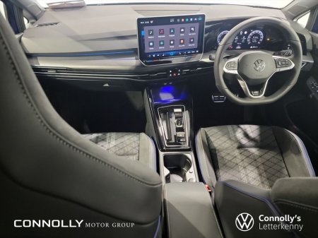 2026 Volkswagen Golf R-Line thumbnail