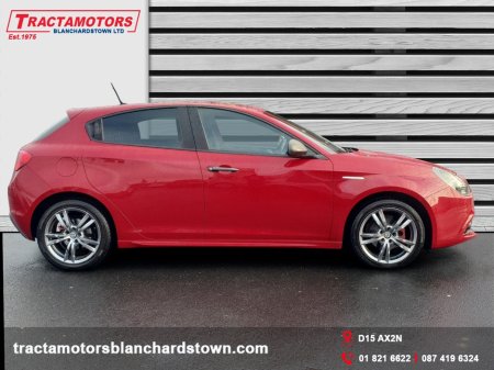 2016 Alfa Romeo Giulietta 1.6 JTD 120HP SUPER SPORT 4DR €10,999 thumbnail