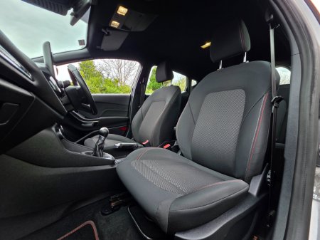 2018 Ford Fiesta - thumbnail 23