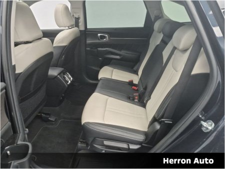 2023 Kia Sorento 7-Seater | Low Mileage | Top Spec €50,900 thumbnail