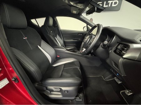 2020 Toyota C-HR - thumbnail 11