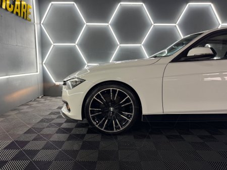 2016 BMW 3 Series 320d EfficientDynamics €13,950 thumbnail