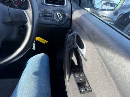 2013 Volkswagen Polo  €8,950 thumbnail