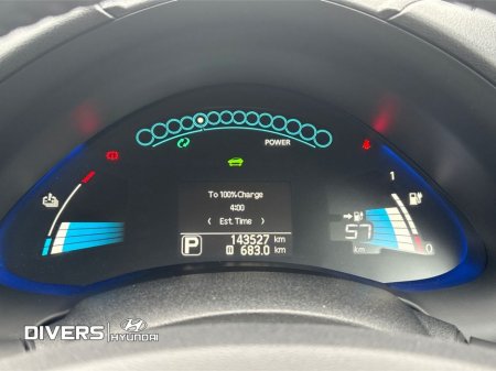 2017 Nissan Leaf - thumbnail 15