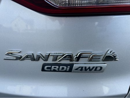 2017 Hyundai Santa Fe EXECUTIVE 4WD 7 Seater €14,995 thumbnail