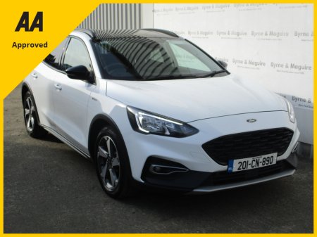 2020 Ford Focus - thumbnail 16