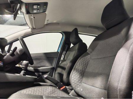 2022 Renault Clio - thumbnail 22