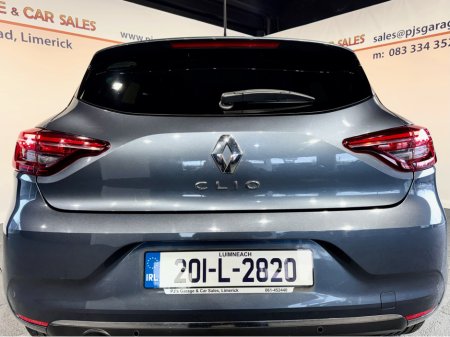 2020 Renault Clio 1.0 ICONIC TCE 100PS 5DR €12,990 thumbnail
