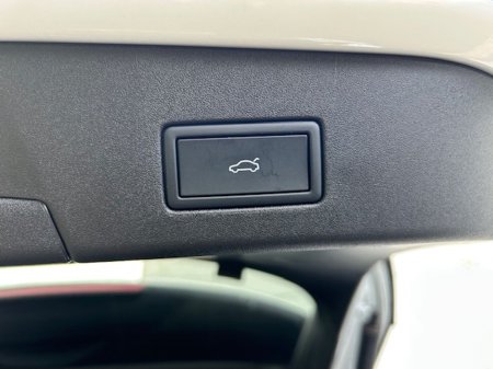 2025 Volkswagen ID.4 - thumbnail 10