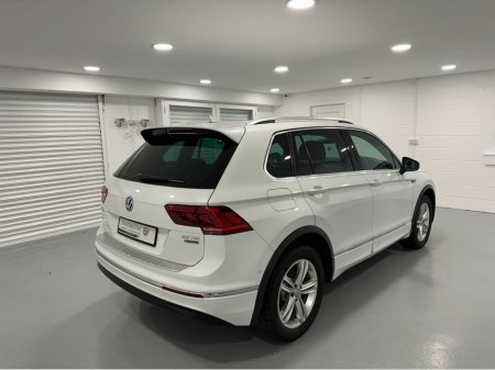 2019 Volkswagen Tiguan (191) TIGUAN 2.0TID R LINE DSG 4 MOTION LOW KMS VW/AUDI SPECIALISTS WWW.DENISDARCYCARS.IE €31,950 thumbnail