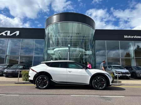 2026 Kia EV6 *EV6 SPORT *261 Reg Demo *Free home charger*7 year warranty, *0% finance* sunroof, Sports seats, electric seats, Apple CarPlay, Wireless charger 3 y