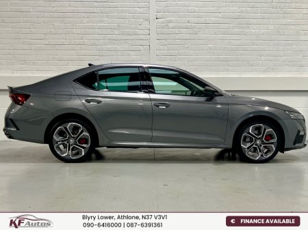 2023 Skoda Octavia - thumbnail 5