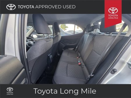 2025 Toyota Yaris Cross - thumbnail 7