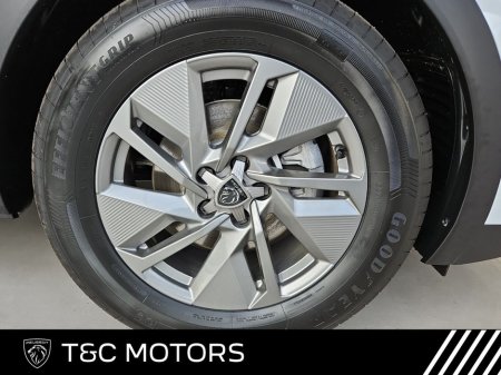 2026 Peugeot 408 In Stock Now* 408 Allure Hybrid €40,495 thumbnail