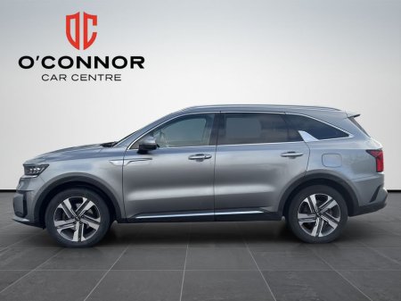 2022 Kia Sorento K3 	“The kind of Sorento everyone wants but rarely finds.” €42,888 thumbnail