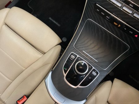 2020 Mercedes-Benz C Class - thumbnail 16