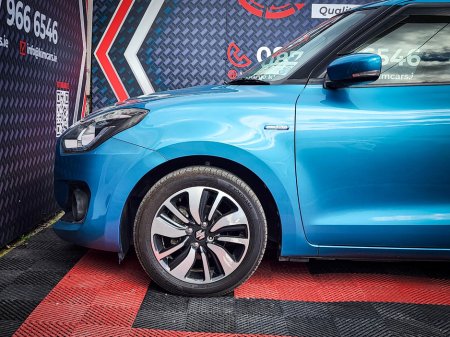 2017 Suzuki Swift - thumbnail 7