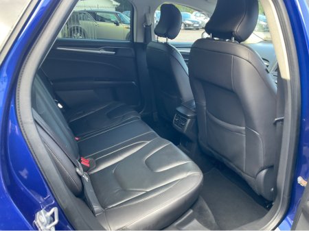 2015 Ford Mondeo - thumbnail 2