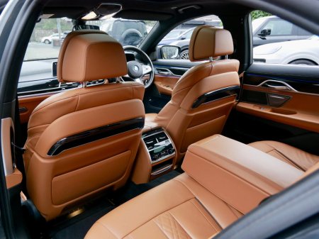 2022 BMW 7 Series  €62,950 thumbnail