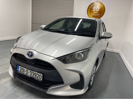 2020 Toyota Yaris (Low Kms) HYBRID 1.5 AUTOMATIC 5DR MODEL  www.bolandscarcentre.ie €15,900