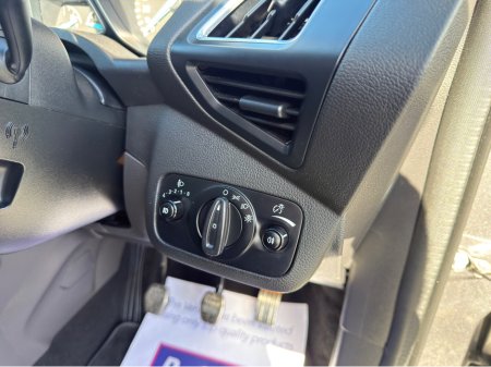 2017 Ford Kuga - thumbnail 30