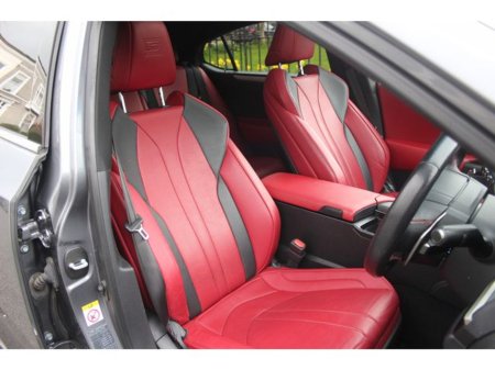 2019 Lexus ES 300 H - thumbnail 17