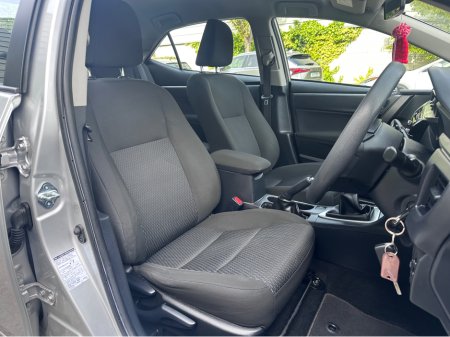 2016 Toyota Corolla - photo 6