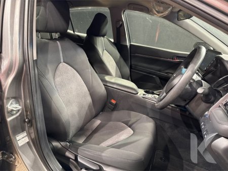 2022 Toyota Camry - thumbnail 18