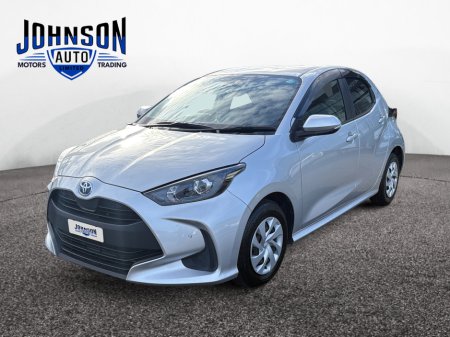 2020 Toyota Yaris - thumbnail 1