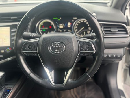 2019 Toyota Camry Hybrid – Pearl White, High Spec, JBL, Mint €20,750 thumbnail