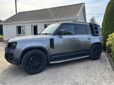 2023 Land Rover Defender - thumbnail 5