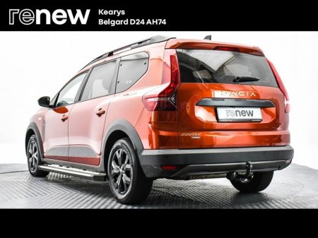 2023 Dacia Jogger TCe 110 Extreme SE €21,900 thumbnail