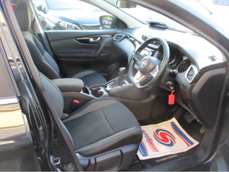 2018 Nissan Qashqai - thumbnail 9