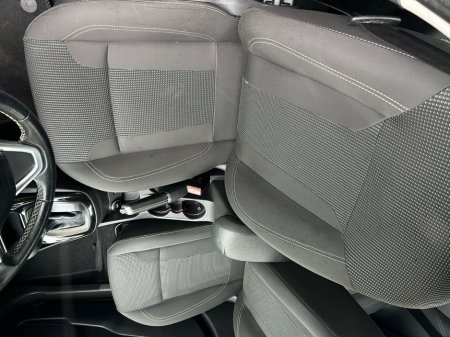 2017 Ford Fiesta - thumbnail 12