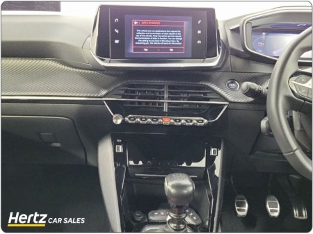 2023 Peugeot 2008 - thumbnail 14