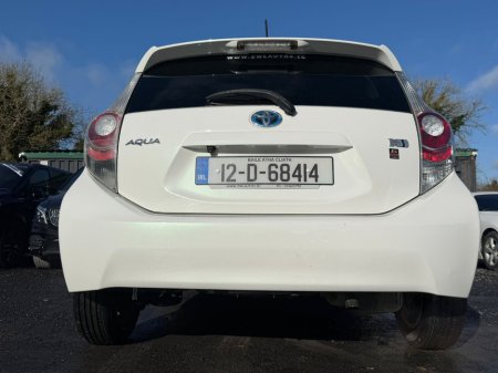 2012 Toyota Aqua  €7,950 thumbnail