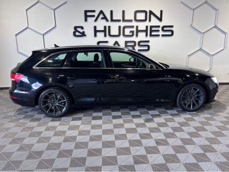 2016 Audi A4 - thumbnail 4