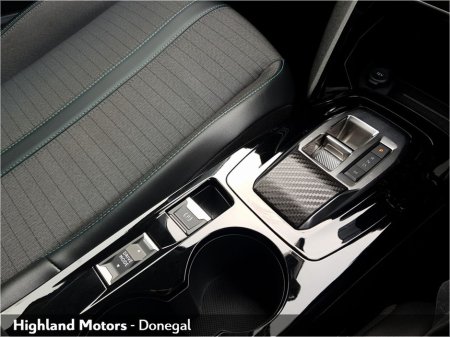 2022 Peugeot 2008 - thumbnail 16