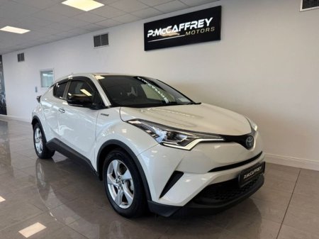 2018 Toyota C-HR 1.8 HYBRID LUNA €17,350 thumbnail