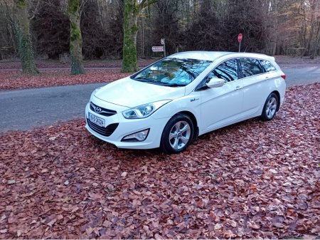 2015 Hyundai i40 1.7 CRDI EXECUTIVE  ESTATE  6 SPEED @ REDDY2DRIVE LTD €7,850