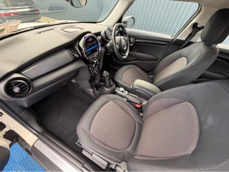 2019 MINI Cooper D - thumbnail 44