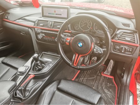 2012 BMW 3 Series - thumbnail 12