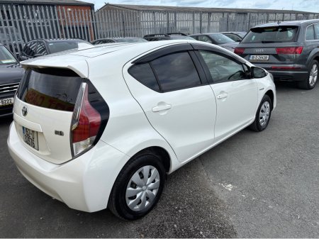 2015 Toyota Aqua 1.5 NHP10 5DR AUTO  Hybrid Self Charging Alarm €7,750